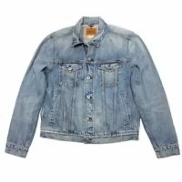 NWT GAP Limited Edition #61 of 125 -1969 Western Denim Jacket Sz M Light Wash